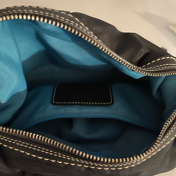 Coach purse - Picture 2 of 4